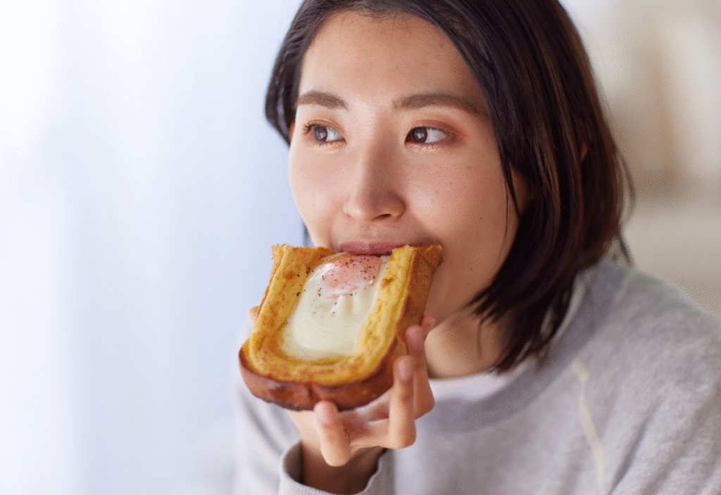 perimenopause women eating healthy food